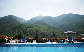 Hotel Pyrenees